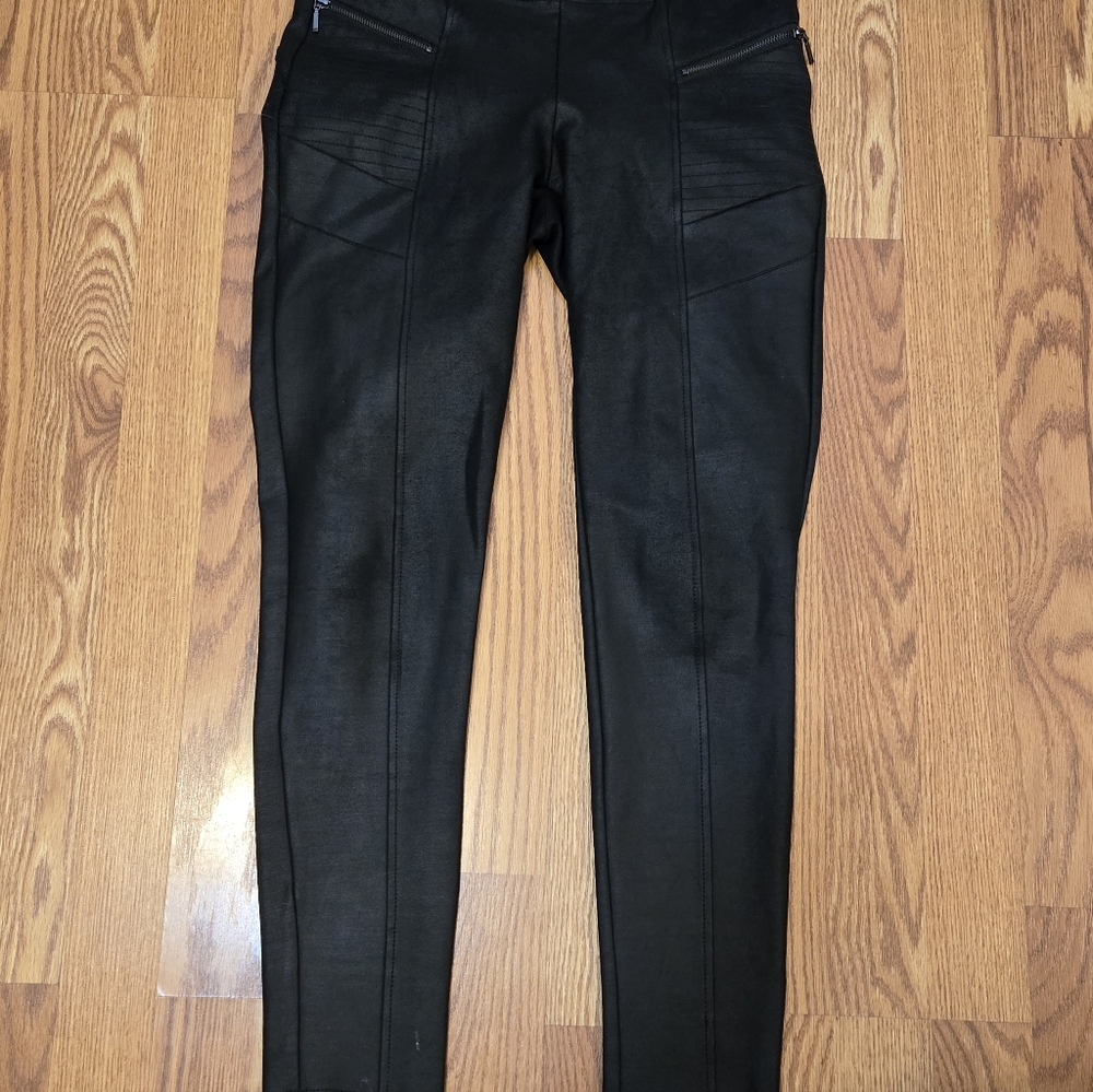 Democracy Women's Black  Pants Stretch Pull On Leggings Prion owned Size 6